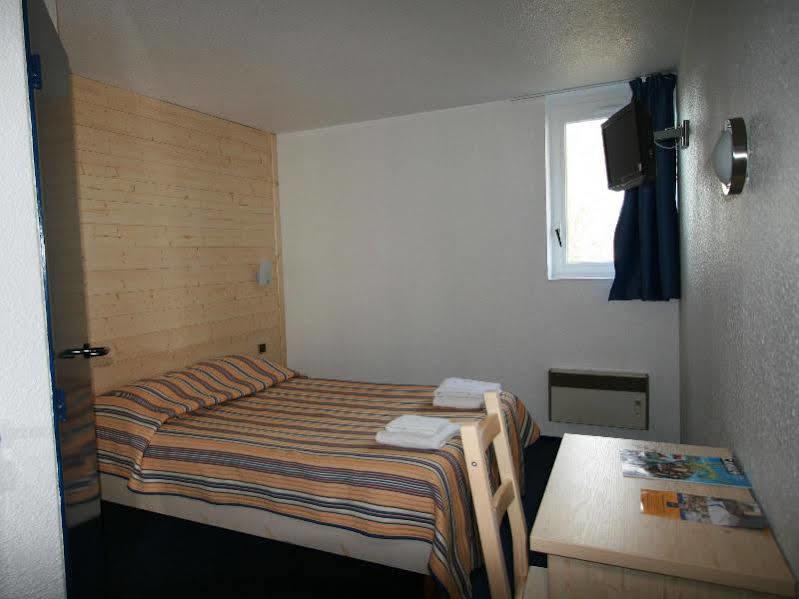 Kyriad Direct Dreux Exterior photo